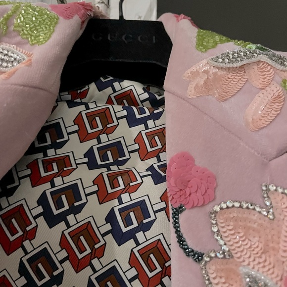 Authentic Gucci woman’s blazer. - Picture 4 of 14